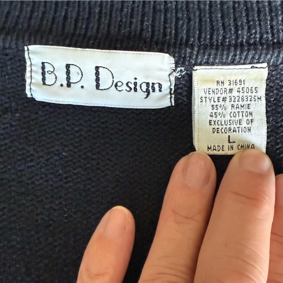 BP Design Embellished Christmas Stocking Cardigan – Size Large festive holiday - Picture 10 of 15